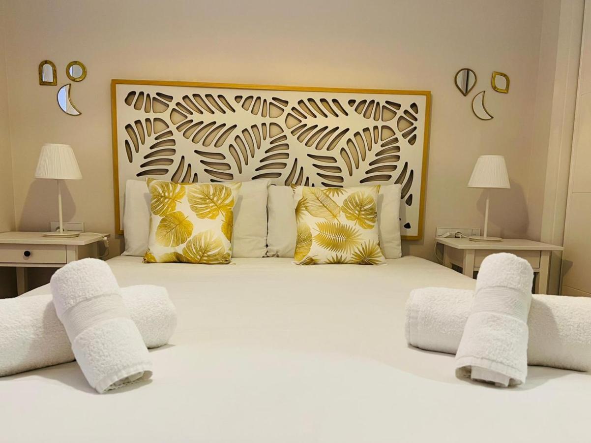 Sky Garden & Seasonal Pool Views By Ele Appartement Málaga